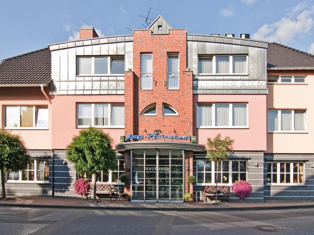 Hotel Restaurant Esser Wegberg Екстер'єр фото